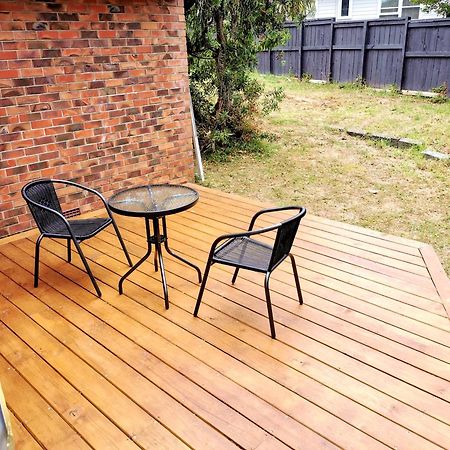 Separate Entry Guest Room With Private Bathroom In Forrest Hill 오클랜드 외부 사진
